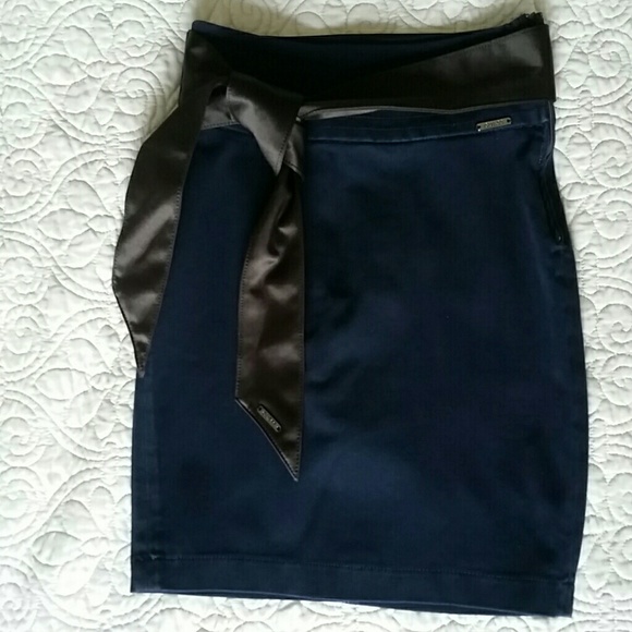 Guess high waist denim skirt - Picture 2 of 12